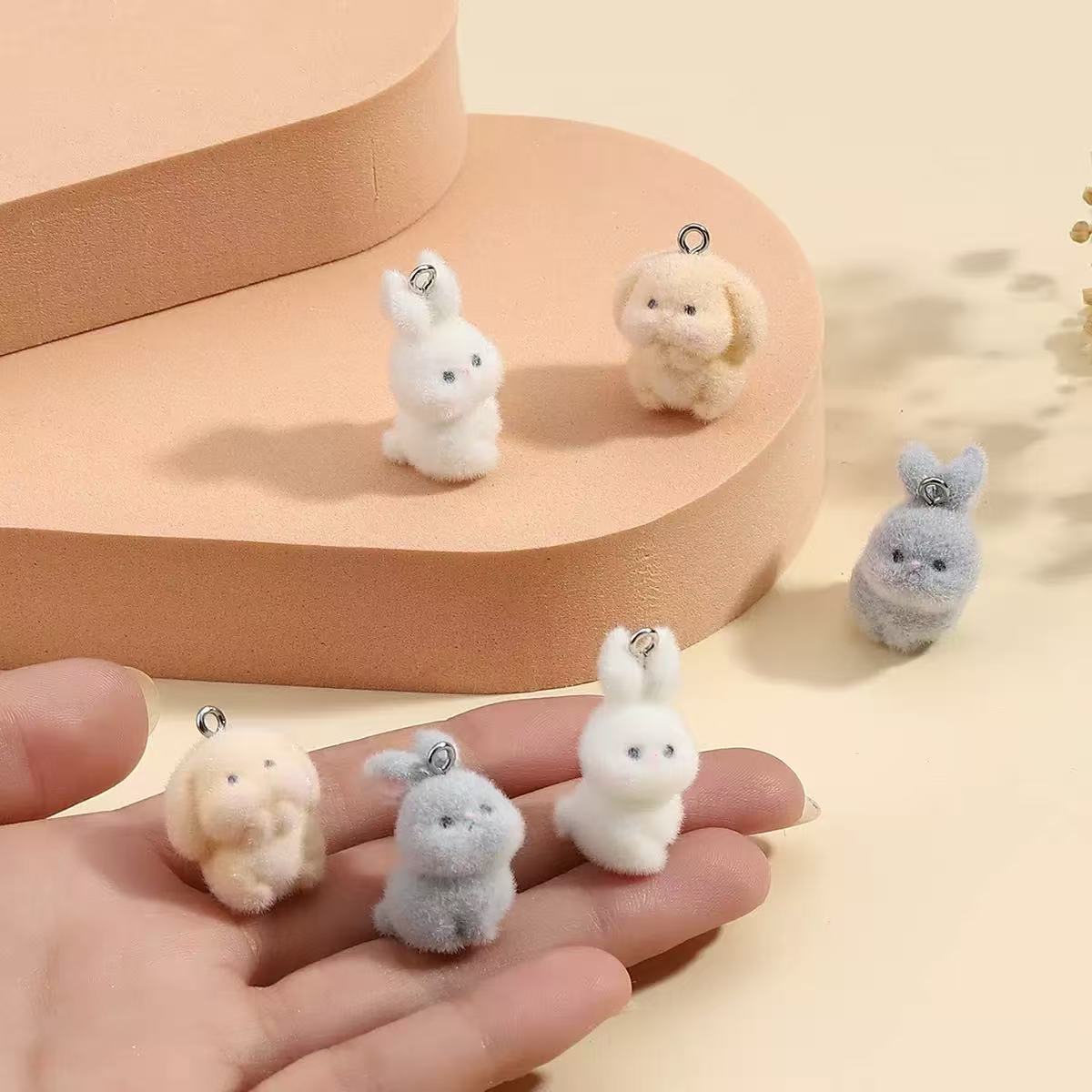10 stuks massaal klein konijn  - Resin Art Earrings recensie en prijs
